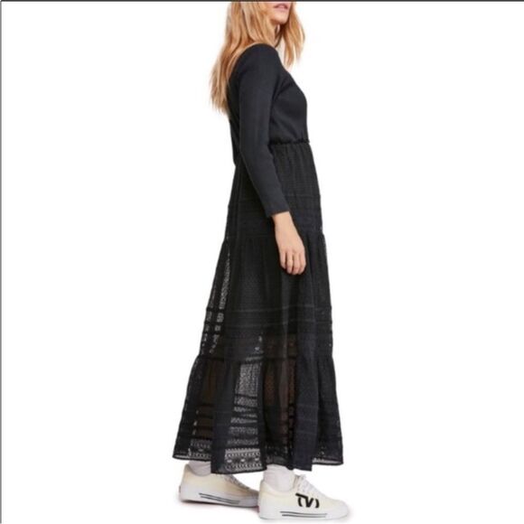 Free People Earth Angel Maxi Long-sleeve Ribbed
Dress black lace (witchy/goth) - Picture 3 of 15